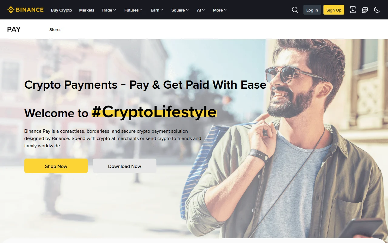 የBinance Pay ኦፊሴላዊ ገጽ፣ cryptoን ለነጋዴ መክፈል ወይም ለጓደኛና ቤተሰብ መላክን ያሳያል